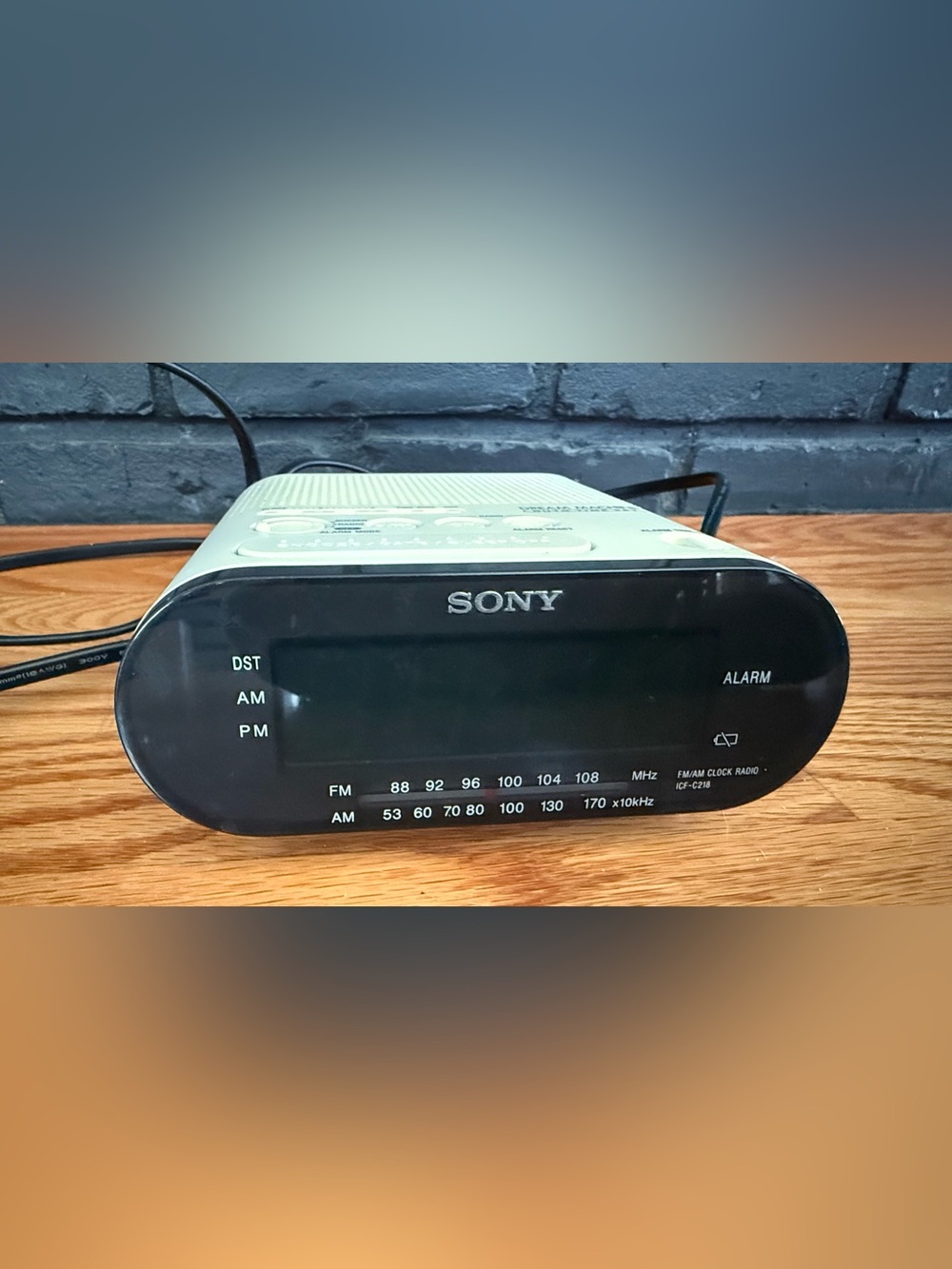 Sony Dream Machine Alarm Clock Radio ICF-C218 AM/FM Digital Green Display Tested